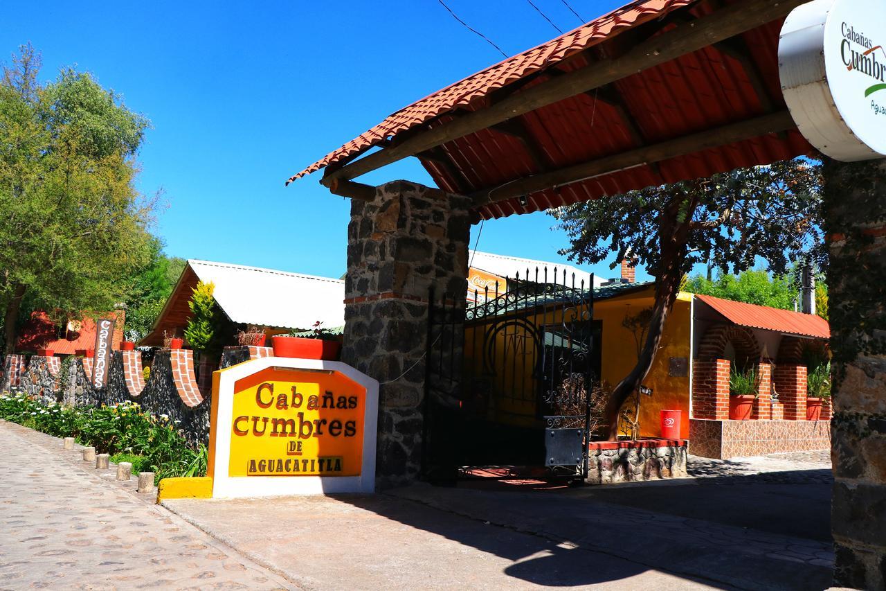ウアスカ・デ・オカンポ Cabanas Cumbres De Aguacatitlaヴィラ エクステリア 写真